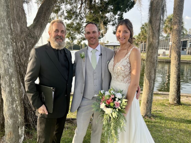 On the water wedding at Plantation on Crystal River